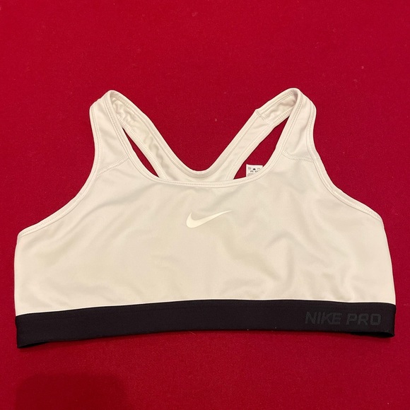 Nike Other - Womans Nike Pro sports bra Size Large